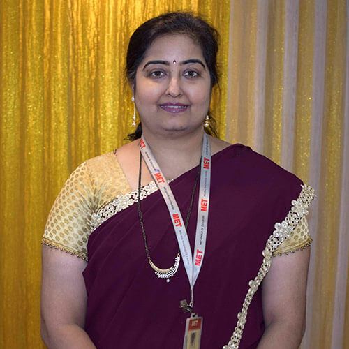 Dr. Poonam Advani