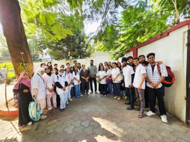 Industrial Visit to Royal Pharma: Gaining Practical Insights into Pharmaceutical Wholesale Business