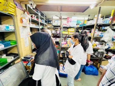 Industrial Visit to Royal Pharma: Gaining Practical Insights into Pharmaceutical Wholesale Business