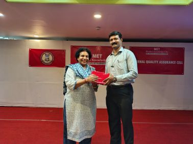 Cyber Safety & Women Empowerment Seminar at MET IOP Degree
