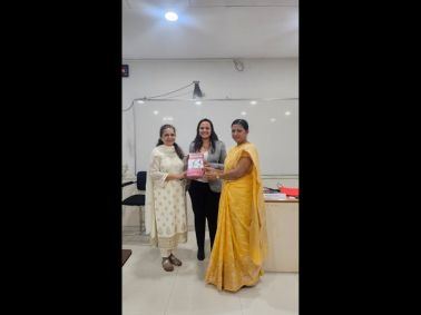 MET Alumna Guides HR Students on Corporate Expectations