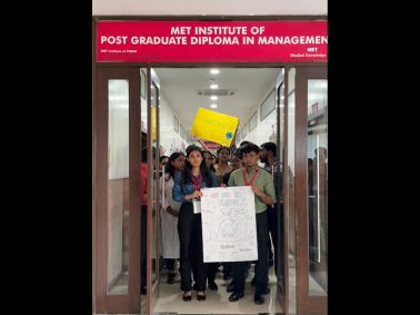 MET PGDM Students Join AICTE\'s Cleanliness Drive