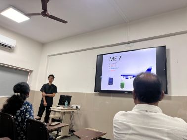 Alumni Guest Lecture on Overseas Careers