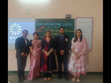 Know Your University Session by MET IIS