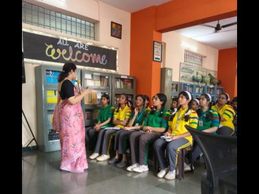 Know Your University Session by MET IIS