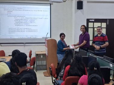 Industry-Oriented J2EE Framework Training for the August 2025 Batch