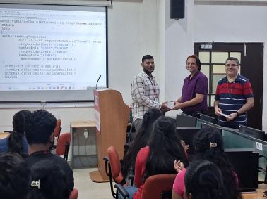 Industry-Oriented J2EE Framework Training for the August 2025 Batch