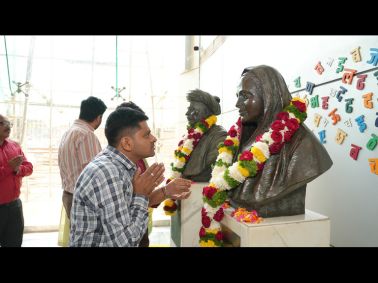 MET Pays Tribute to Dnyanjyoti Savitribai Phule on Her Death Anniversary