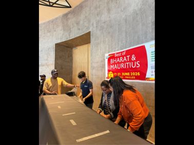 MET Students Pursue Summer Internship in Mauritius