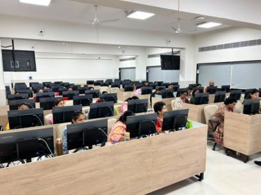 MET IOP (Degree) Hosts FDP on Python, Machine Learning & AI