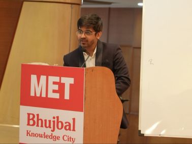 Aarohan 2026: Entrepreneurial Talk Inspires Future Founders