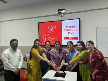 Teacher\'s Day Celebration at MET Institute of Pharmacy (Diploma)