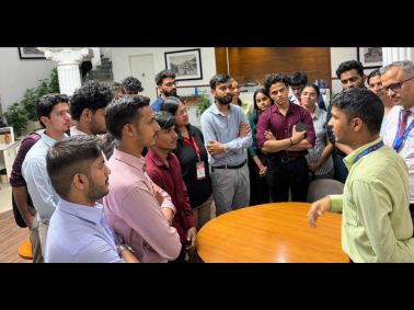 MET AMDC Educational Visit to HDFC Bank
