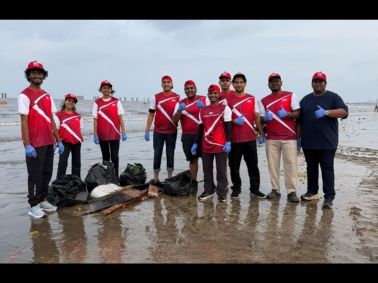 MET AMDC Students Organise Beach Clean-Up Drive
