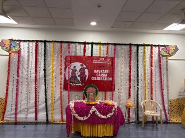 MET IOP celebrated Navratri Garba