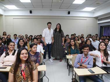 Student Interaction with Karan Kundrra